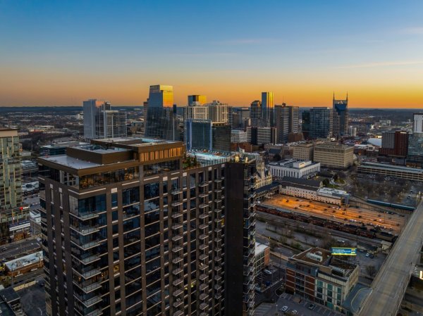 1212 Demonbreun St #A9 (N) Nashville, TN 37203